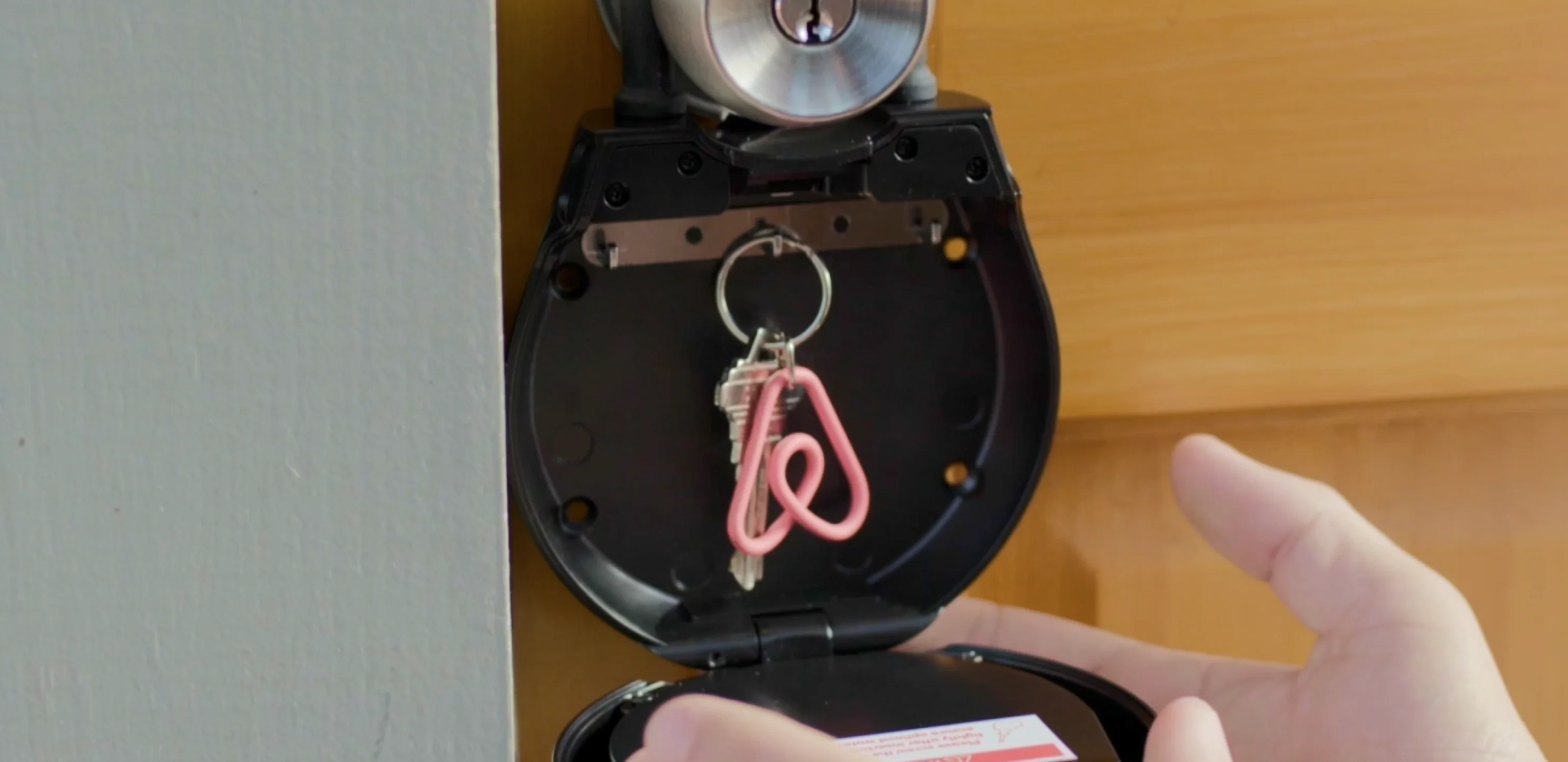 Keybox 3 reception view 1