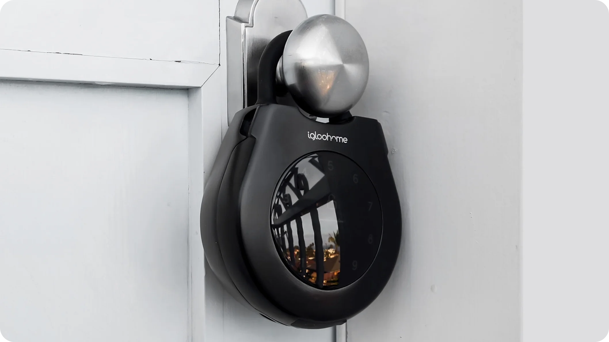 Keybox 3 Door knobs